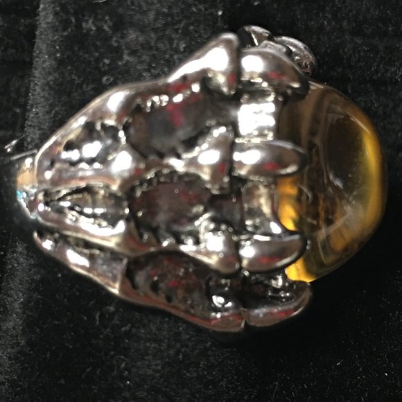 ring - Picture 3 of 5